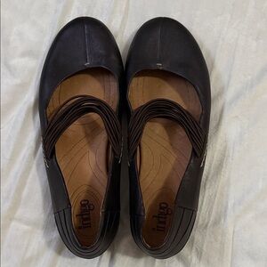 Onitsuka Tiger by Asics Women's Dark Brown Flats-size9M